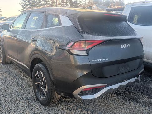 Used 2023 Kia Sportage LX image 2