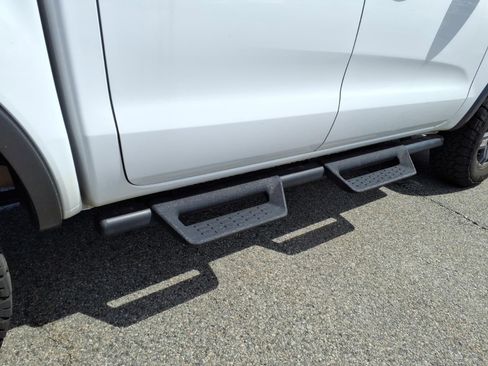 Used 2023 Ford Ranger Lariat w/ Tremor Off-Road Package AWD/4WD image 12