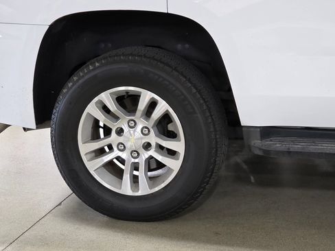 Used 2019 Chevrolet Tahoe LT RWD image 9
