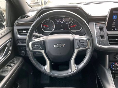 Used 2021 Chevrolet Tahoe Z71 w/ Z71 Off-Road Package AWD/4WD image 10