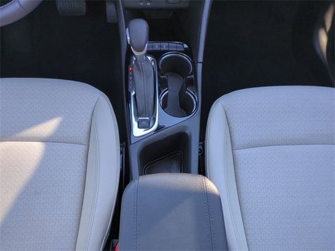 Used 2024 Buick Encore GX Preferred image 19