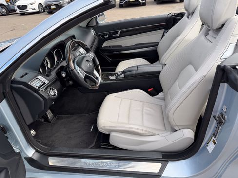 Used 2016 Mercedes-Benz E 550 Cabriolet w/ Premium 3 Package image 25