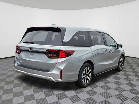 New 2026 Honda Odyssey EX-L image 4