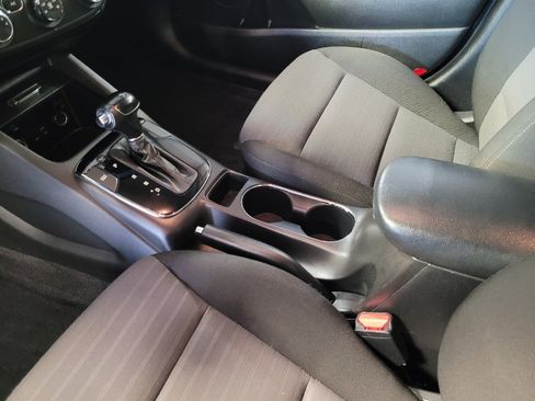 Used 2017 Kia Forte S w/ S Technology Package FWD image 26