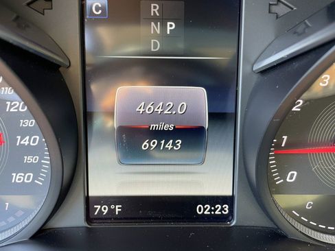 Used 2018 Mercedes-Benz GLC 300 image 16