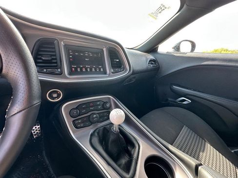 Used 2022 Dodge Challenger R/T w/ Blacktop Package image 22