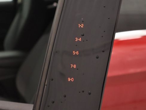 Certified 2019 Ford Escape SE image 31