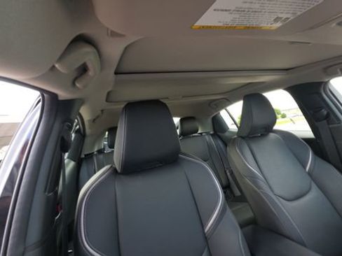 Used 2024 Toyota Prius Limited w/ Limited Premium Package FWD image 29