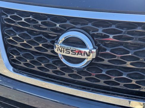 Used 2019 Nissan Armada SL w/ Premium Package image 11
