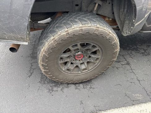 Used 2023 Toyota Tacoma SR image 39