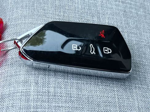 New 2026 Volkswagen ID.4 Pro RWD image 28