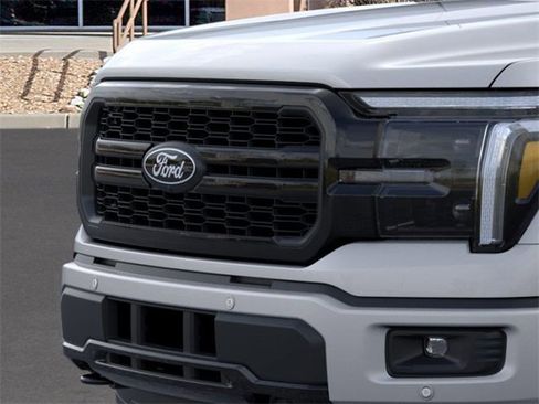 New 2025 Ford F150 Lariat w/ Equipment Group 501A Mid image 17