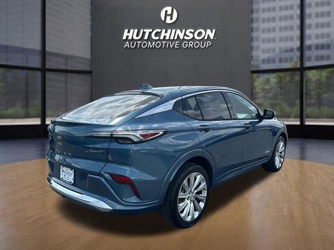Certified 2024 Buick Envista Avenir image 7