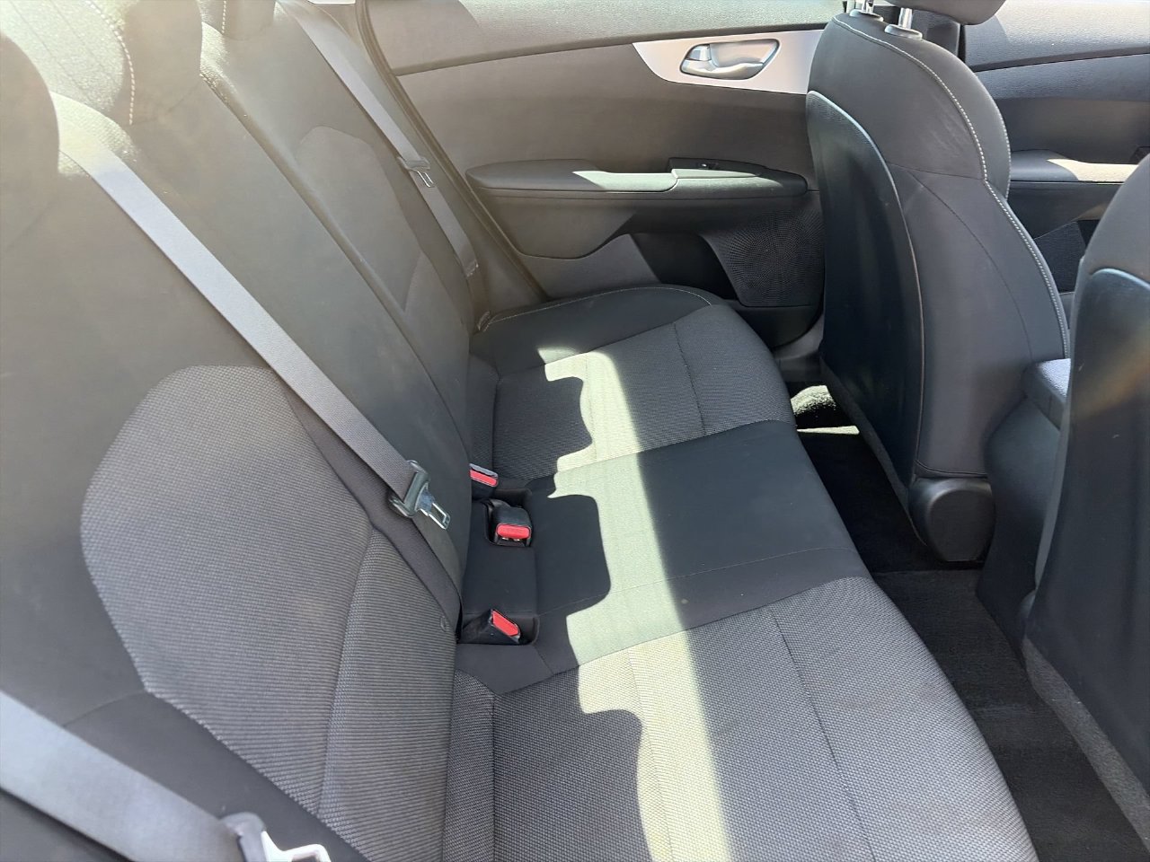 Used 2023 Kia Forte LXS w/ LXS Technology Package FWD image 12