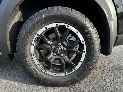 Used 2025 Nissan Pathfinder Rock Creek AWD/4WD image 3