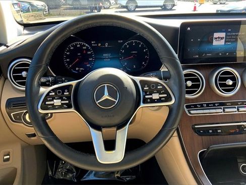 Certified 2021 Mercedes-Benz GLC 300 4MATIC image 4