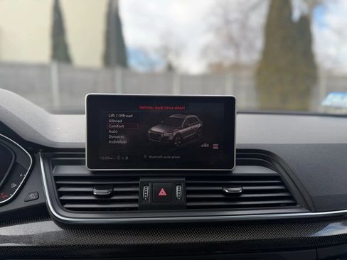 Used 2019 Audi SQ5 Prestige w/ Prestige Package image 20