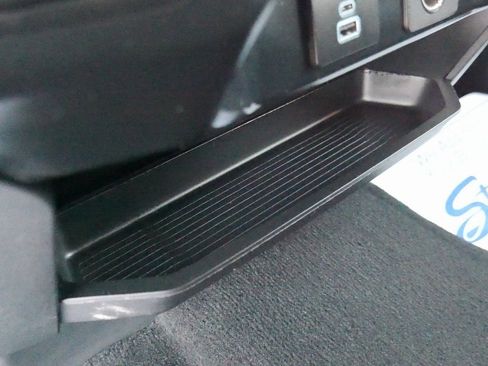 Used 2023 Ford F250 Lariat image 39