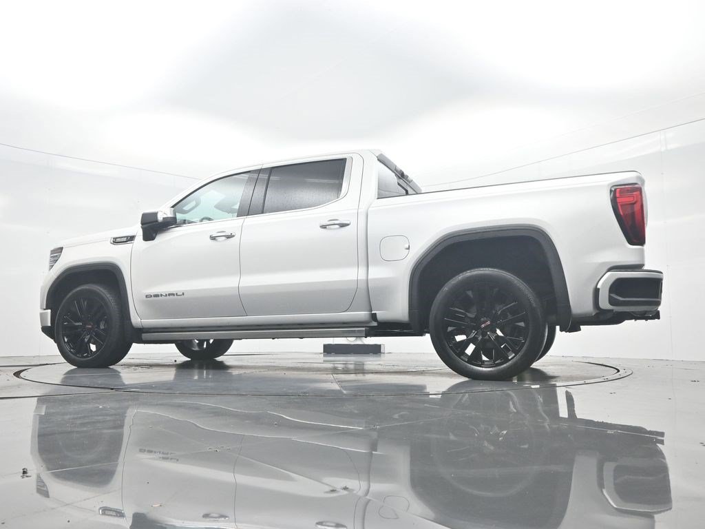 Used 2022 GMC Sierra 1500 Denali w/ Denali Reserve Package RWD image 38