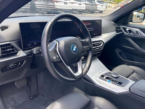 Used 2023 BMW i4 eDrive35 w/ Premium Package RWD image 12