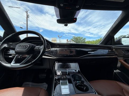 Used 2021 Audi Q8 Prestige w/ Prestige Package AWD/4WD image 13