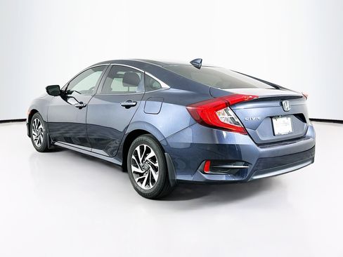 Used 2018 Honda Civic EX image 5