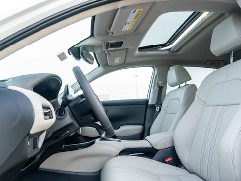 New 2026 Honda HR-V EX-L image 12