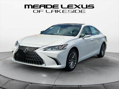Certified 2024 Lexus ES 350 w/ Luxury Package