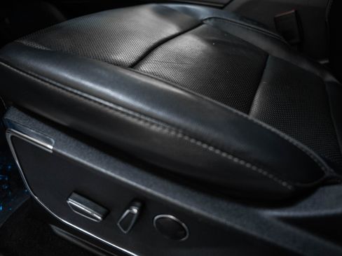 Certified 2023 Ford F150 Lariat w/ Equipment Group 502A High image 46