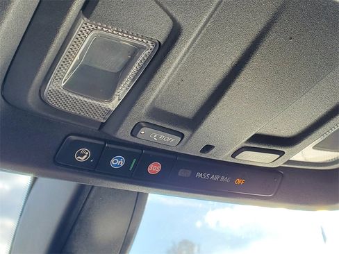 Used 2021 GMC Sierra 1500 AT4 w/ Off-Road Performance Package image 19