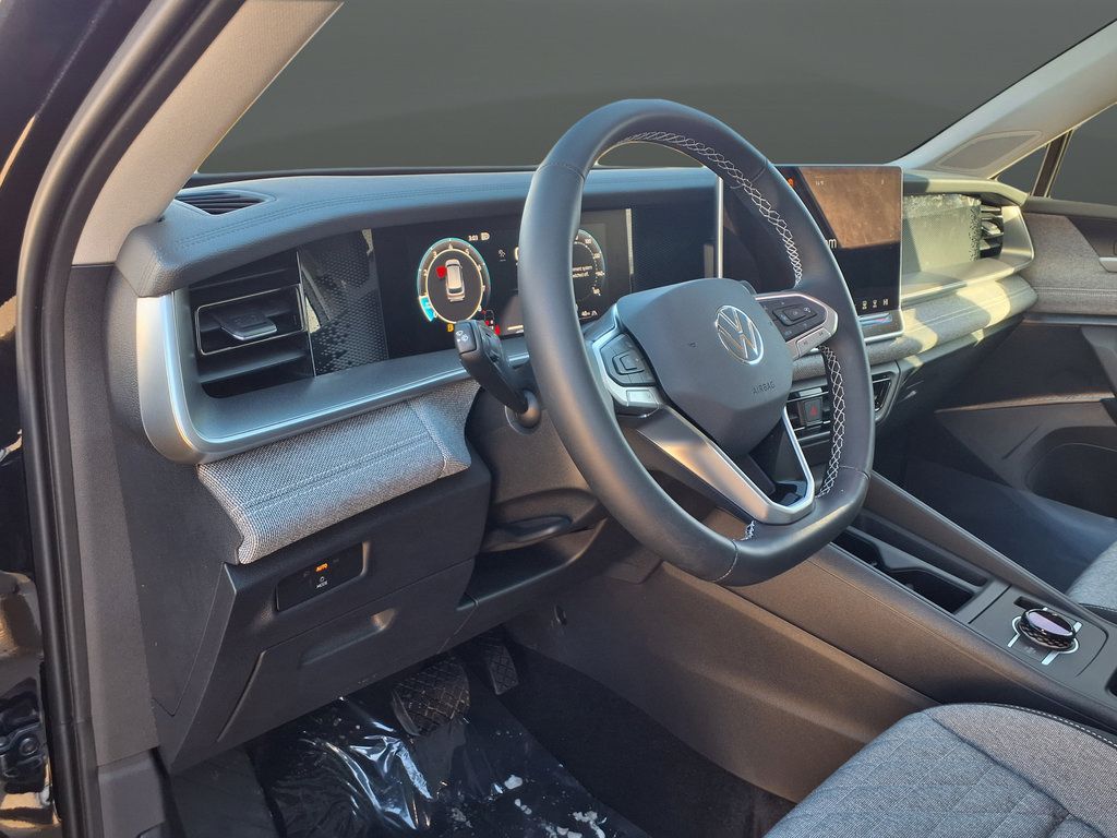 New 2026 Volkswagen Tiguan S AWD/4WD image 47