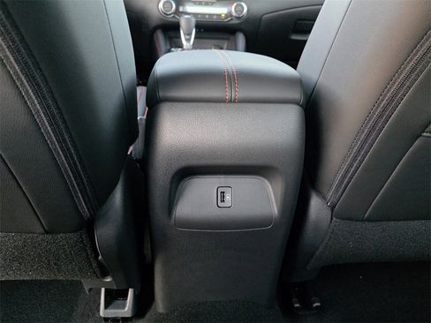 New 2025 Nissan Sentra SR w/ SR Premium Package image 16