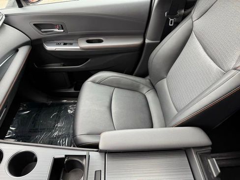 Certified 2022 Toyota Sienna XSE w/ XSE Plus Package AWD/4WD image 27