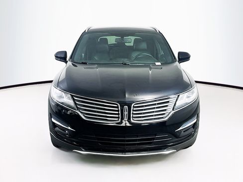 Used 2017 Lincoln MKC Premiere FWD image 2