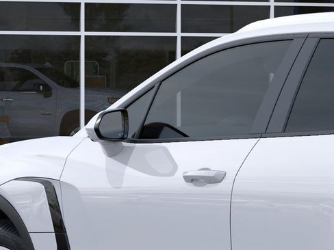 New 2026 Chevrolet Blazer EV LT w/ Super Cruise Package FWD image 33