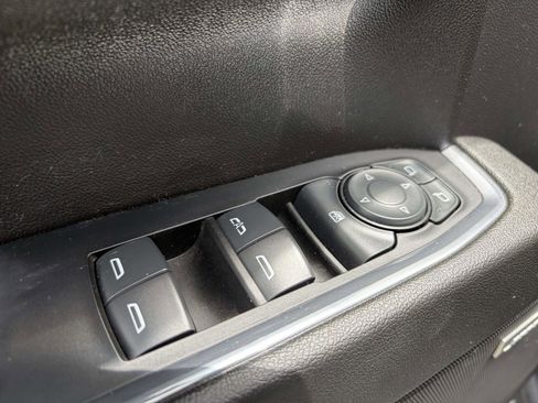 Used 2024 Chevrolet Silverado 1500 RST w/ Convenience Package II AWD/4WD image 6