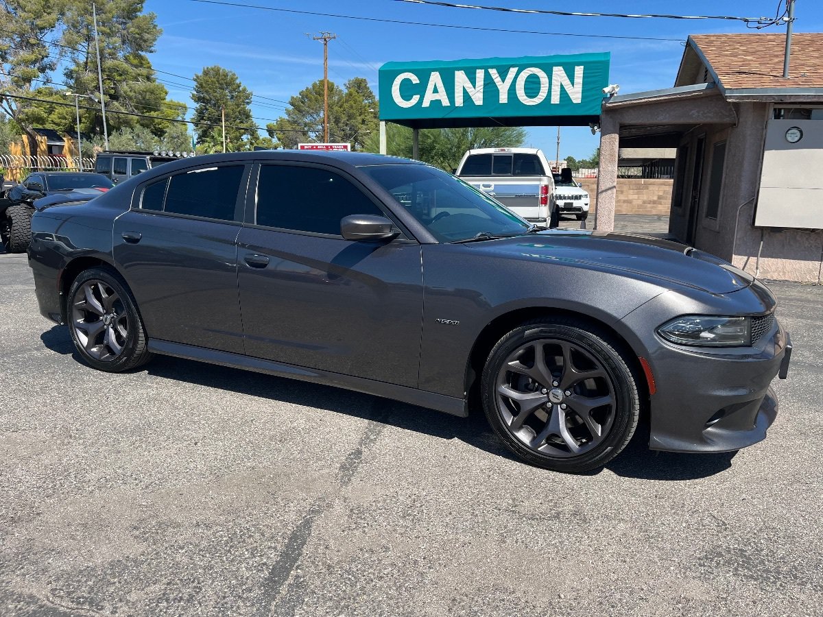 Used 2019 Dodge Charger R/T RWD image 2