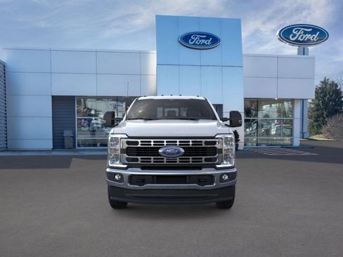 New 2025 Ford F350 XL w/ XL Chrome Package image 6