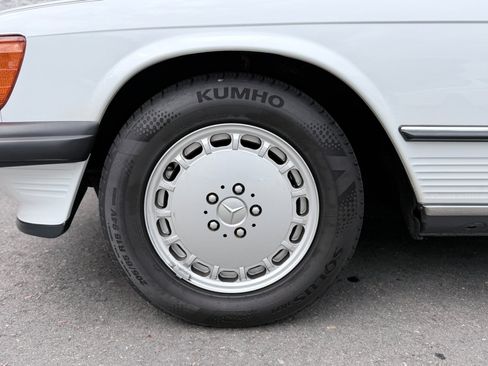 Used 1989 Mercedes-Benz 560 SL image 22
