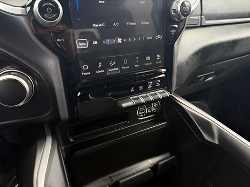 Used 2023 RAM 1500 Big Horn image 23