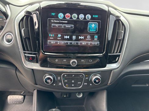 Used 2019 Chevrolet Traverse RS w/ LPO, Floor Liner Package FWD image 12