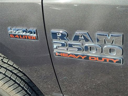 Used 2018 RAM 2500 SLT image 7