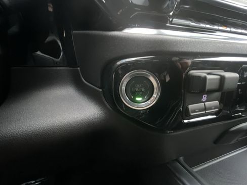 Used 2025 Chevrolet Silverado 2500 LTZ w/ LTZ Plus Package AWD/4WD image 16