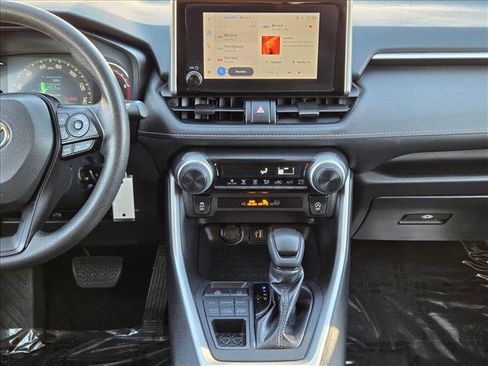 Used 2024 Toyota RAV4 LE image 15