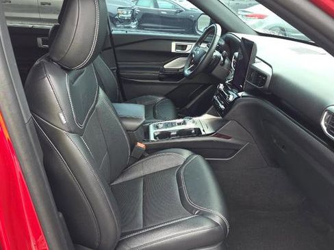 Used 2023 Ford Explorer ST w/ Equipment Group 401A image 6