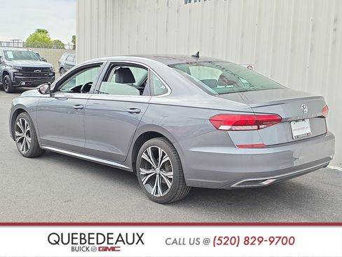 Used 2020 Volkswagen Passat 2.0T SEL FWD image 5