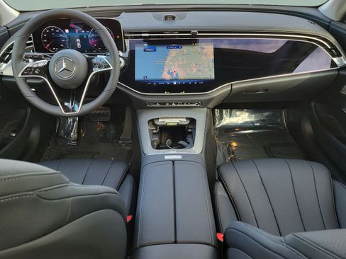New 2026 Mercedes-Benz E 450 4MATIC Sedan image 13