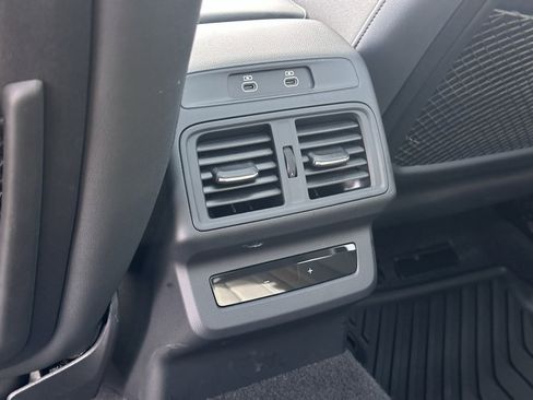 Used 2025 Audi Q5 Premium Plus w/ Premium Plus image 20