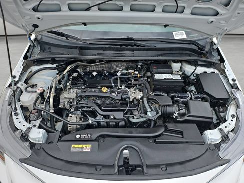 Used 2024 Toyota Corolla LE FWD image 38