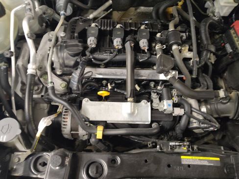 Used 2020 Nissan Kicks S FWD image 30